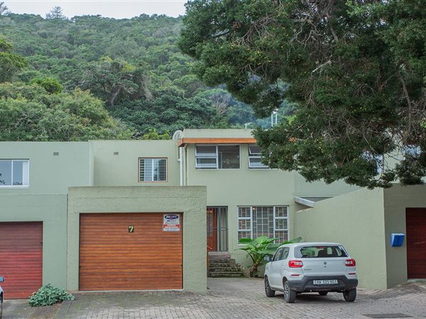4 Bed Townhouse in Wilderness