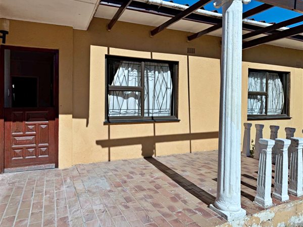 3 Bedroom House 3 Bedroom House