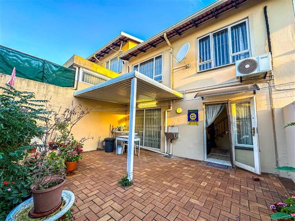 3 Bedroom Townhouse