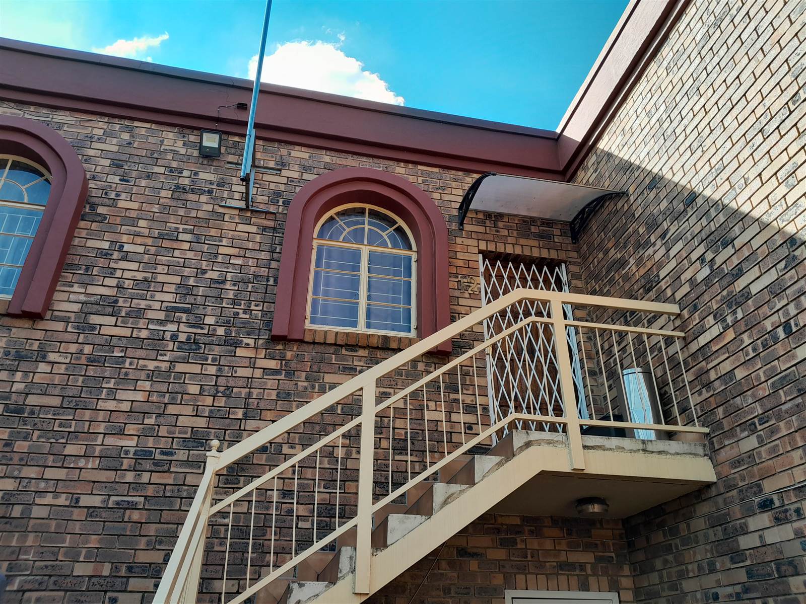2 Bed Apartment in Trichardt photo number 7