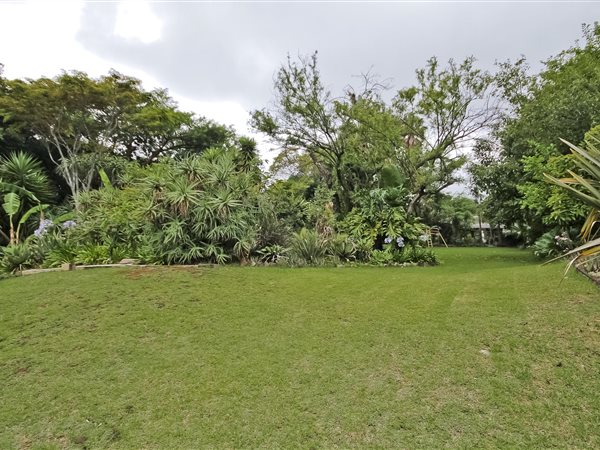 3000 m² Land available in Bryanston