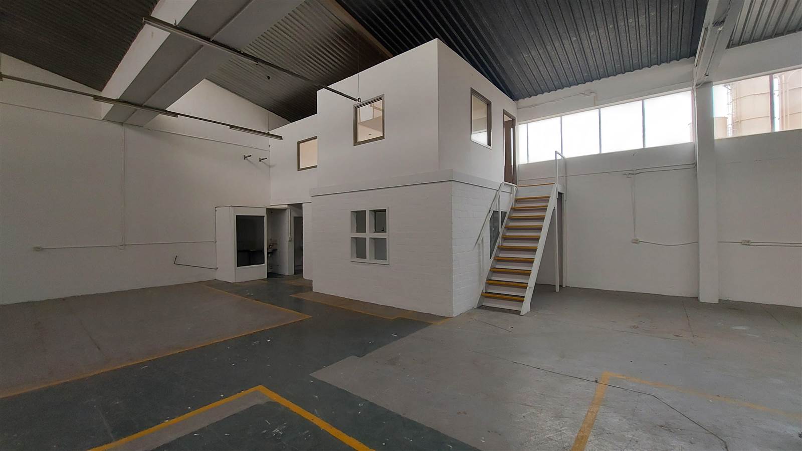 360  m² Industrial space in Maitland photo number 8