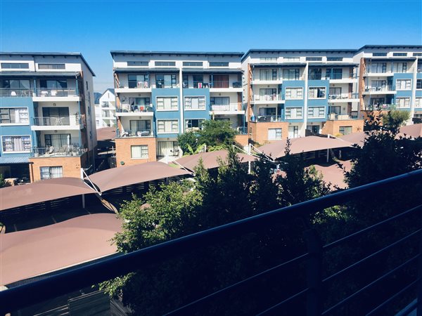 2 Bed Apartment in Greenstone Gate