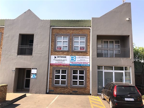 135 m² Commercial space 135 m² Commercial space