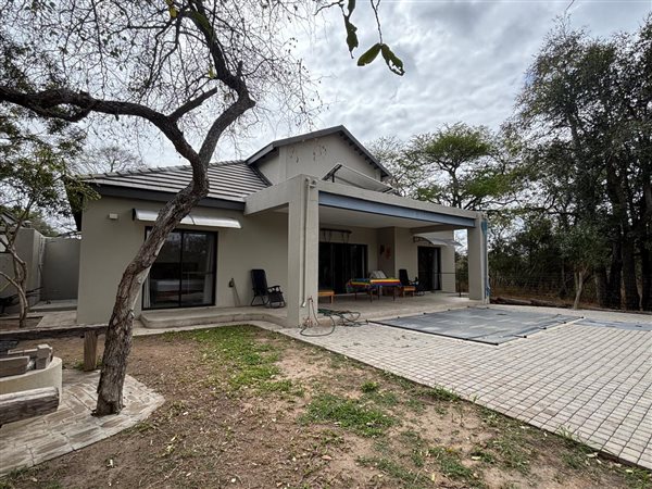 3 Bedroom House 3 Bedroom House