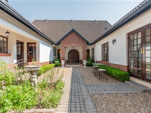 Townhouse in Hillcrest Park
