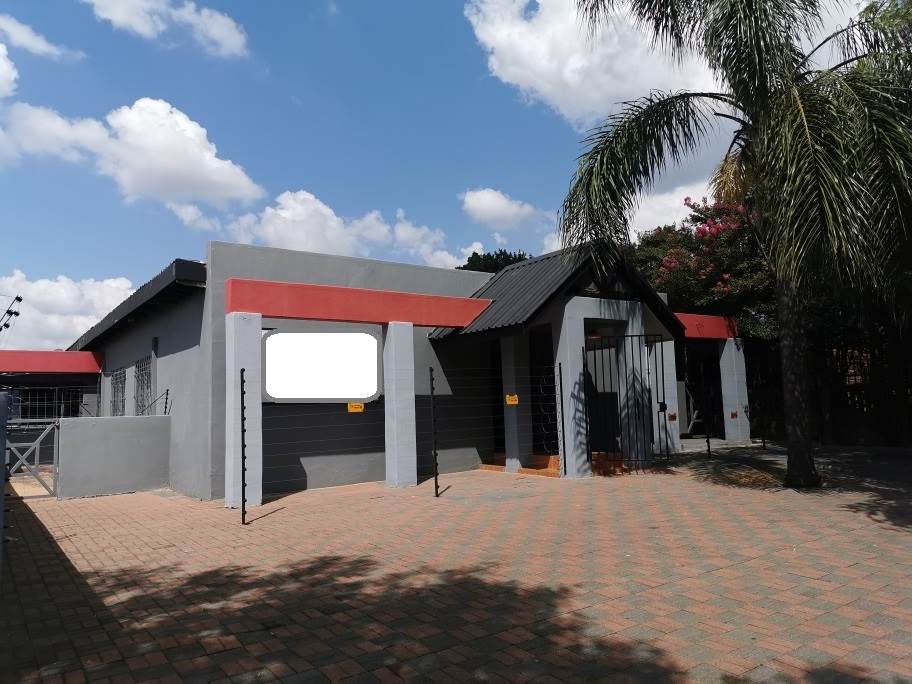 339  m² Commercial space in Pretoria Gardens photo number 1
