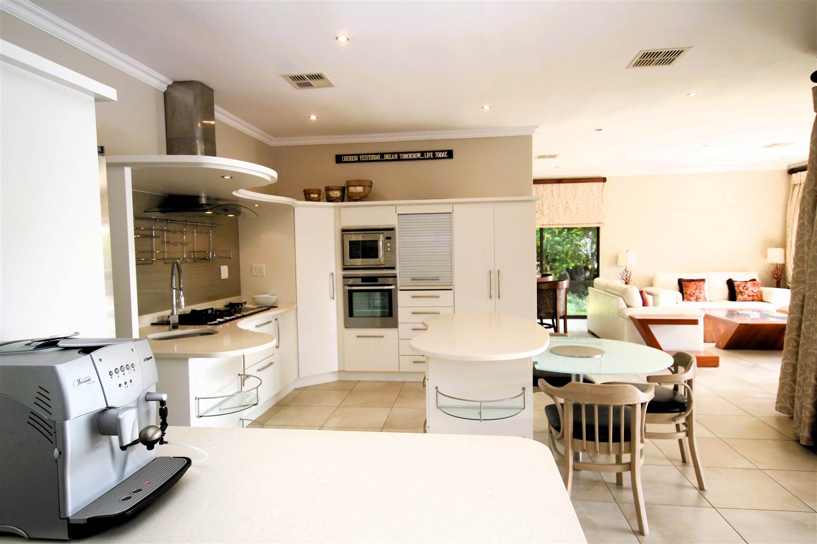 4 Bed House in Brettenwood Coastal Estate photo number 5