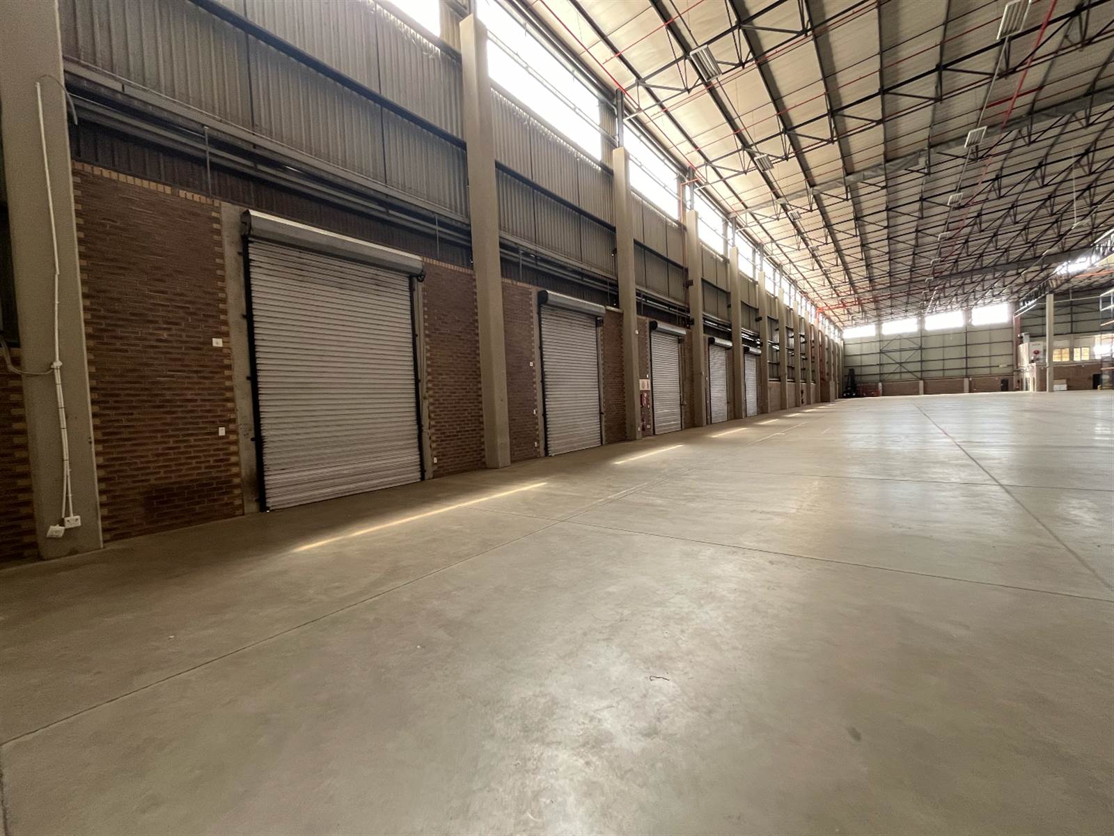 6100  m² Commercial space in Hughes photo number 13