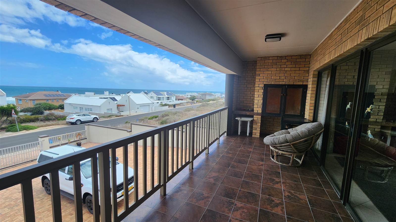 4 Bed House in Yzerfontein photo number 16