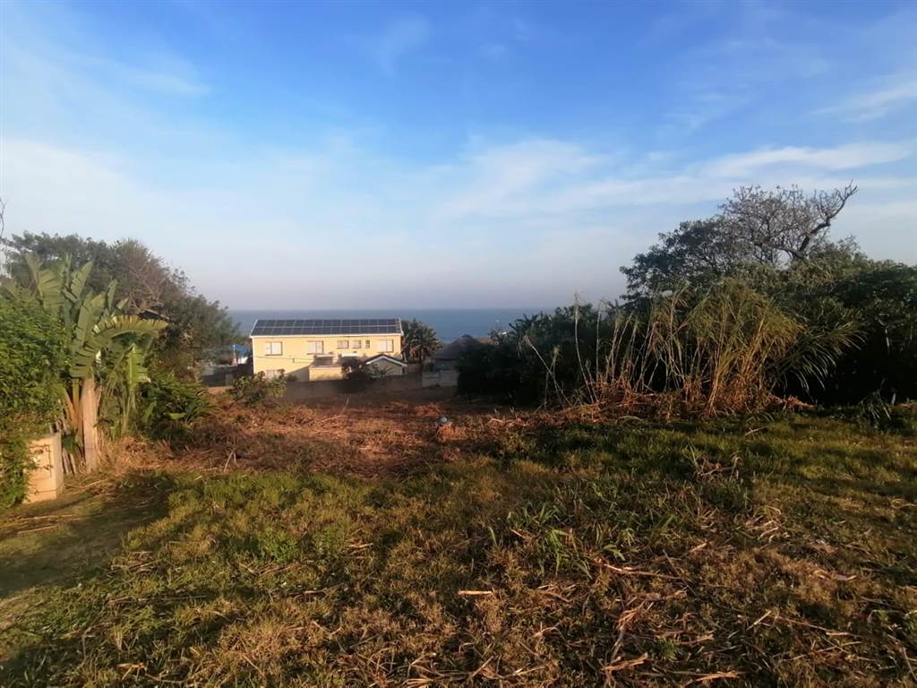 1305 m² Land available in Port Edward photo number 4