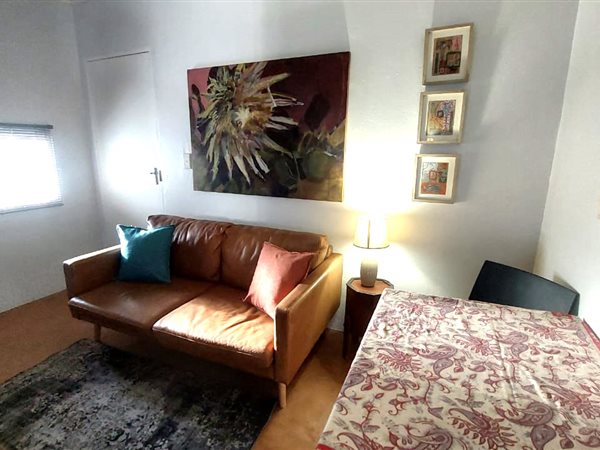 1 Bedroom Flat 1 Bedroom Flat