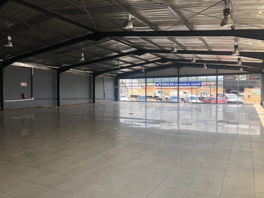 850  m² Retail Space in Pietermaritzburg Central photo number 4