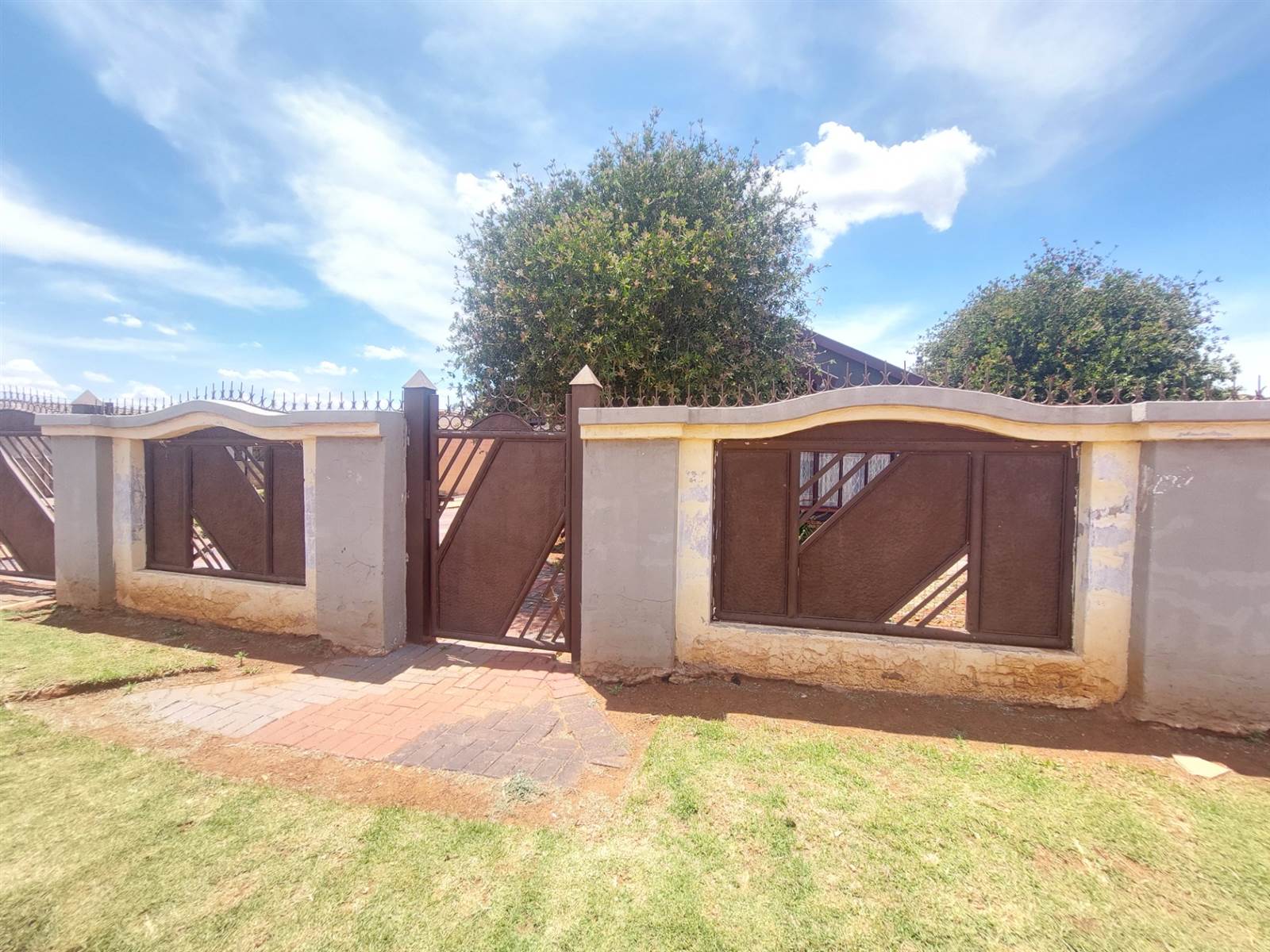 3 Bed House in Sebokeng Zone 3 photo number 25