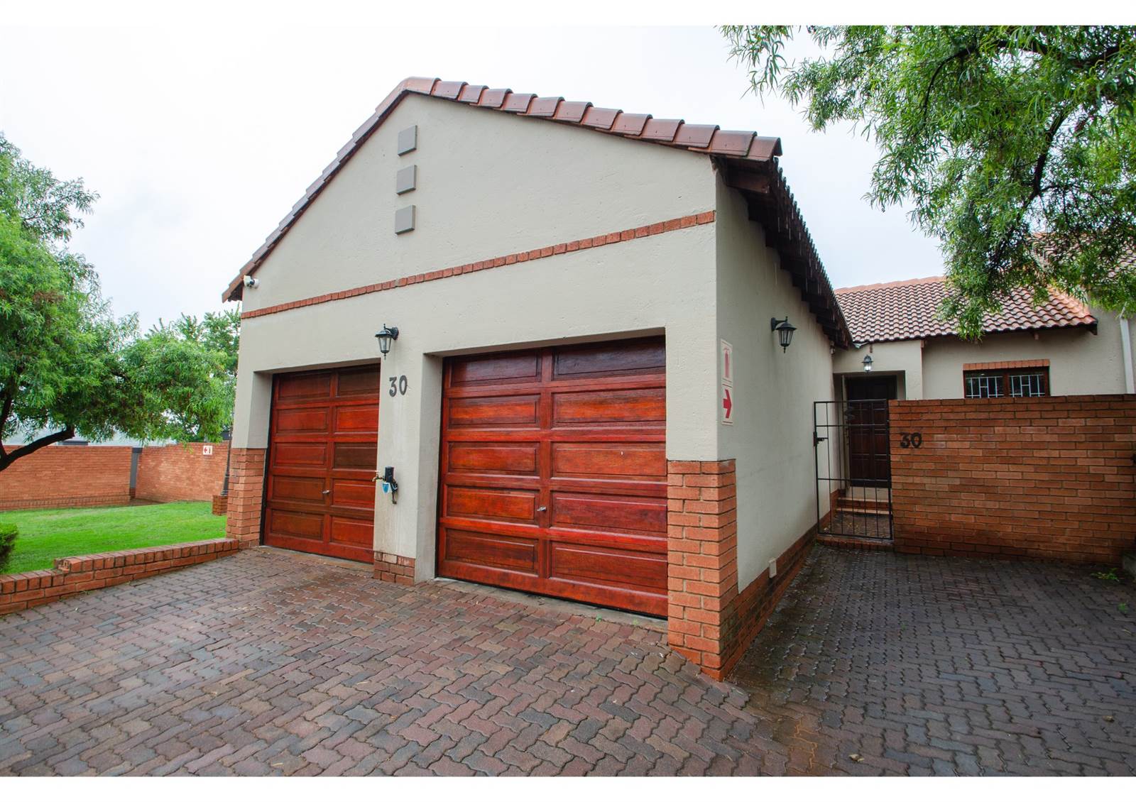 2 Bed Simplex in Rietvlei Ridge Country Estate photo number 12