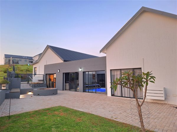 4 Bed House in Hartenbos