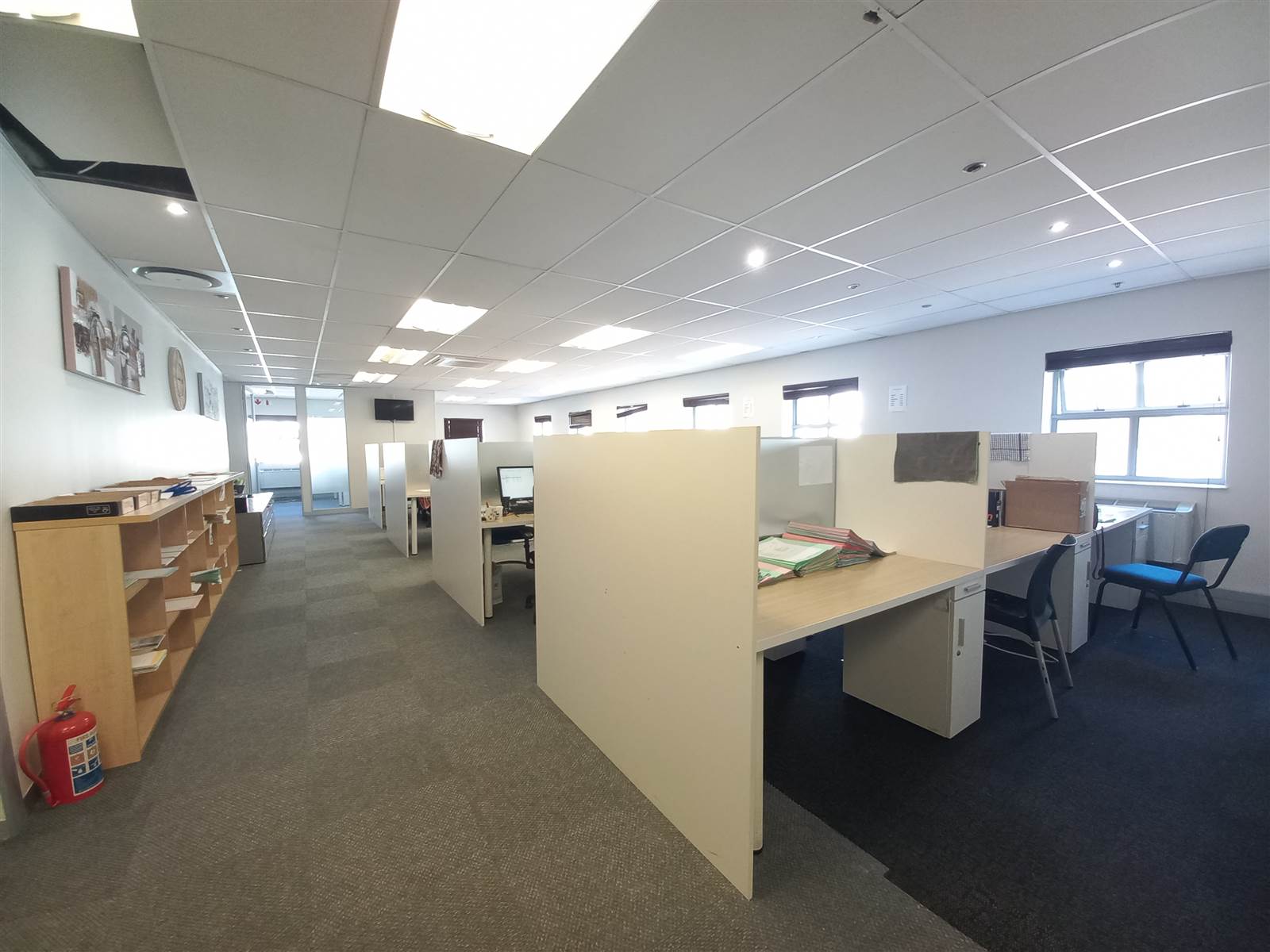 182  m² Commercial space in Pinelands photo number 5