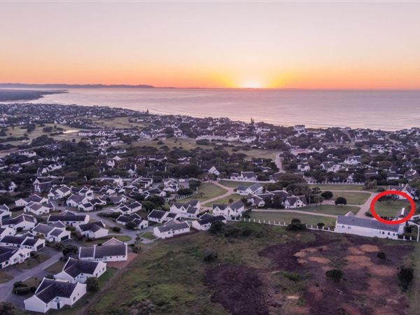 786 m² Land available in St Francis Bay