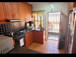 2 Bed House in Austerville