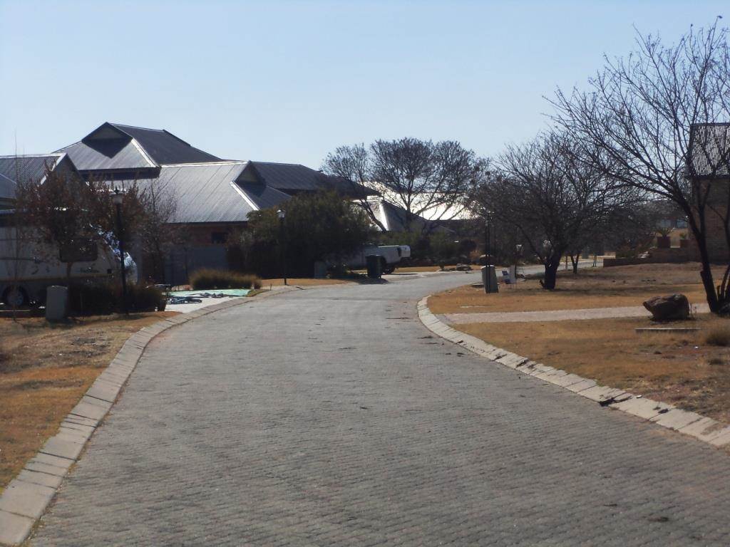 800 m² Land available in Parys Golf Estate photo number 13