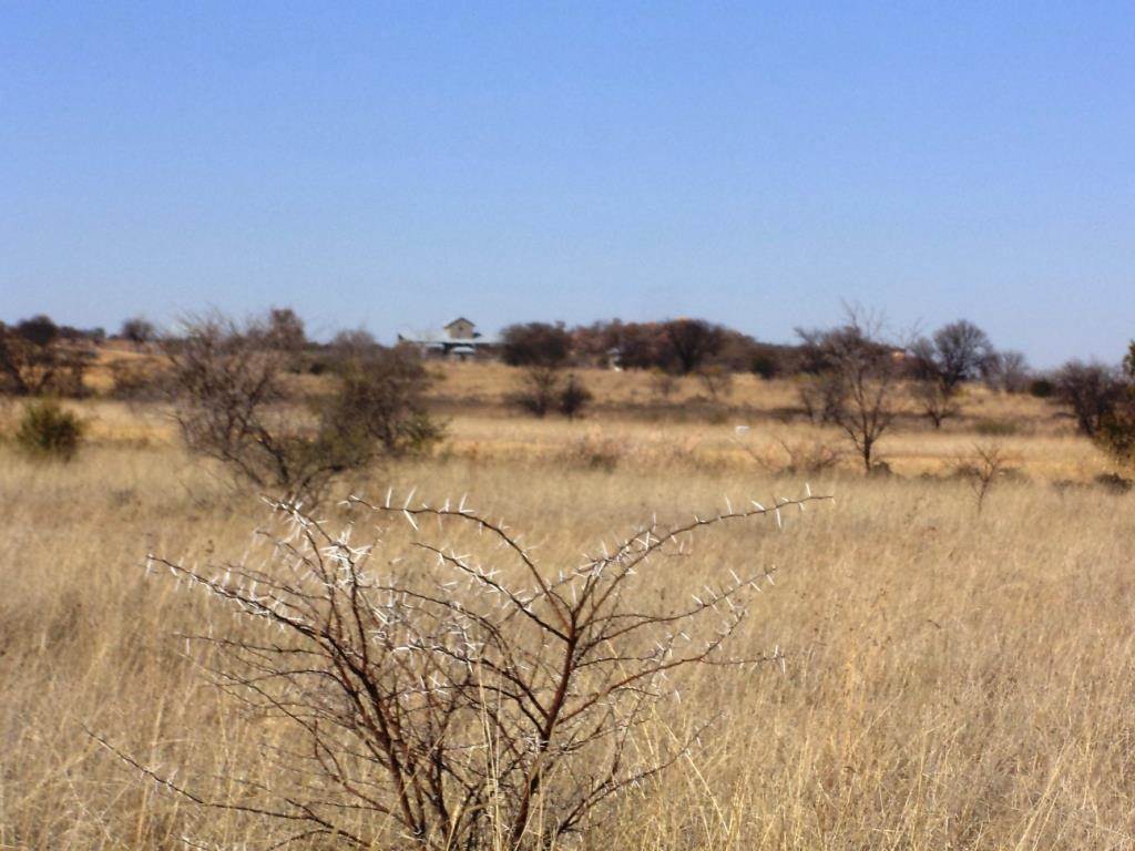 800 m² Land available in Parys Golf Estate photo number 16