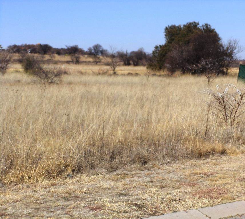 800 m² Land available in Parys Golf Estate photo number 11