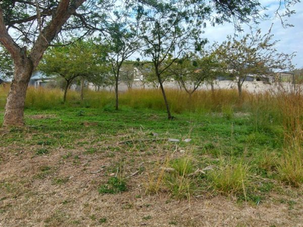 1268 m² Land available in Sonheuwel