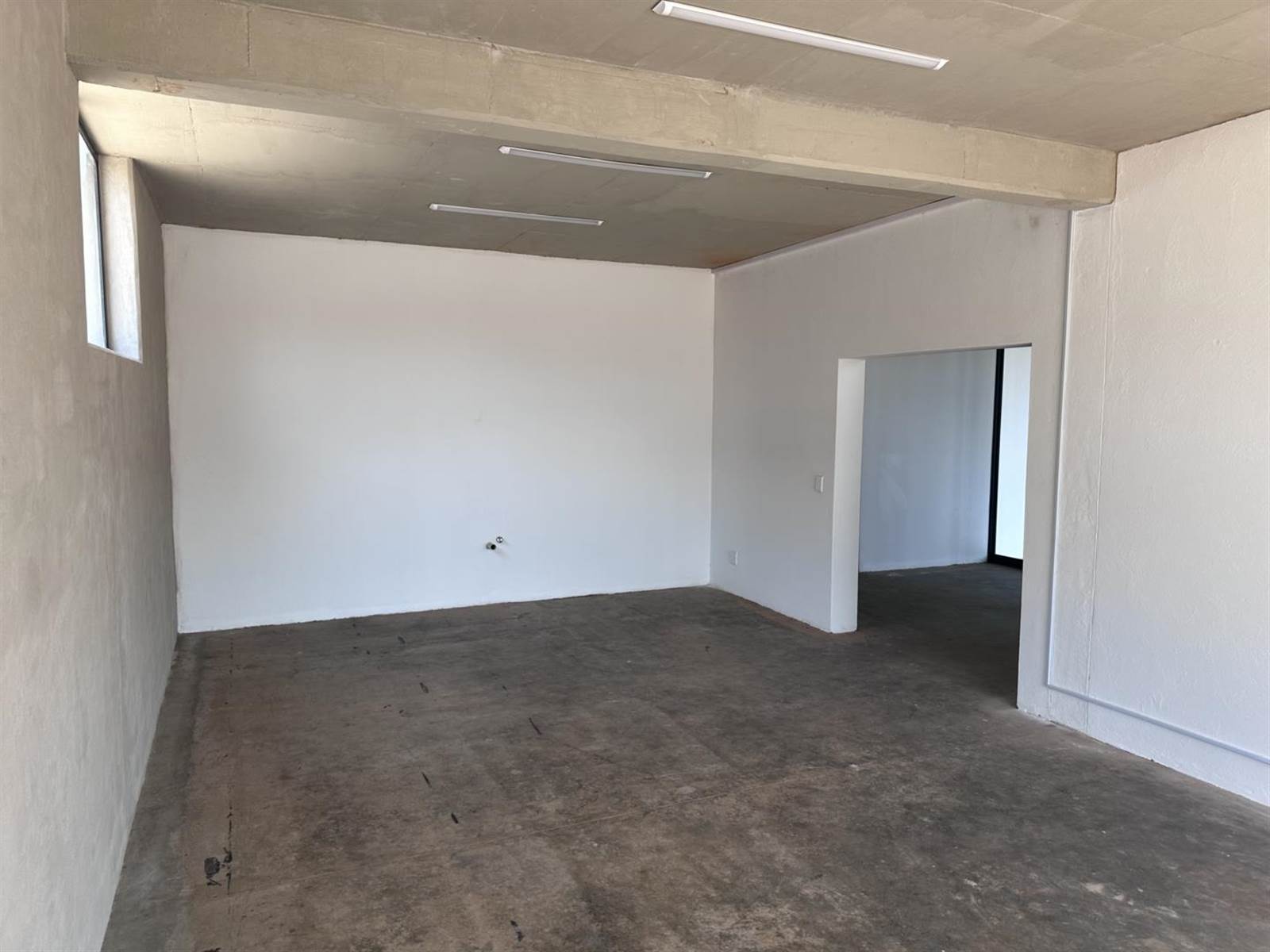 12  m² Office Space in Ashlea Gardens photo number 14