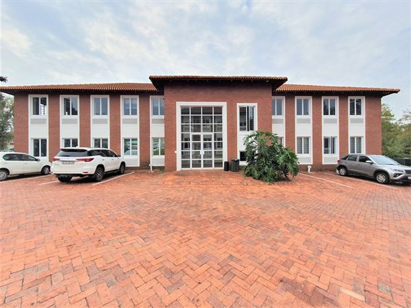 25  m² Office Space in Robin Acres
