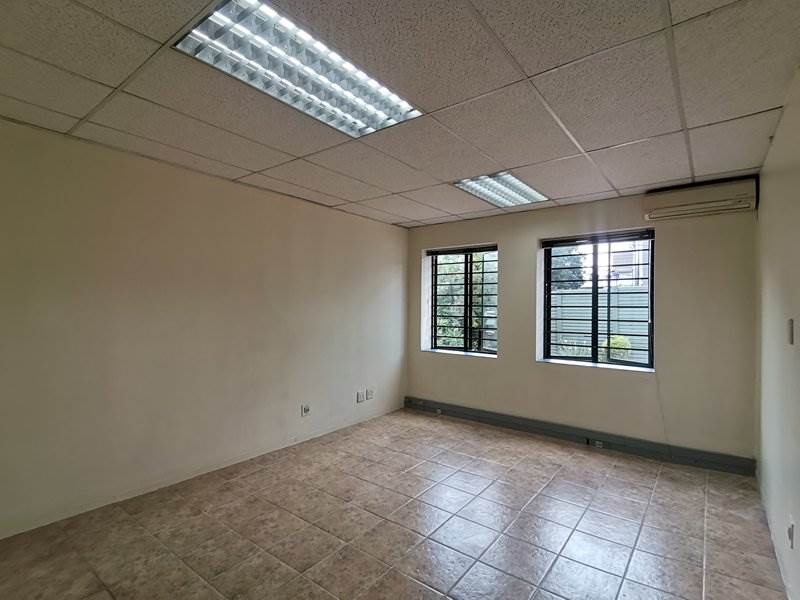 25  m² Office Space in Robin Acres photo number 5