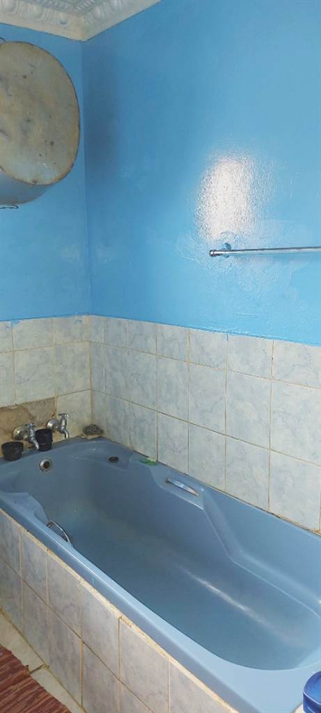 3 Bed House in Mmabatho unit 13 photo number 23