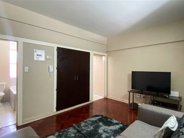 1 Bed Apartment