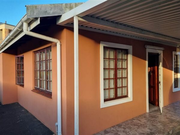 3 Bedroom House 3 Bedroom House
