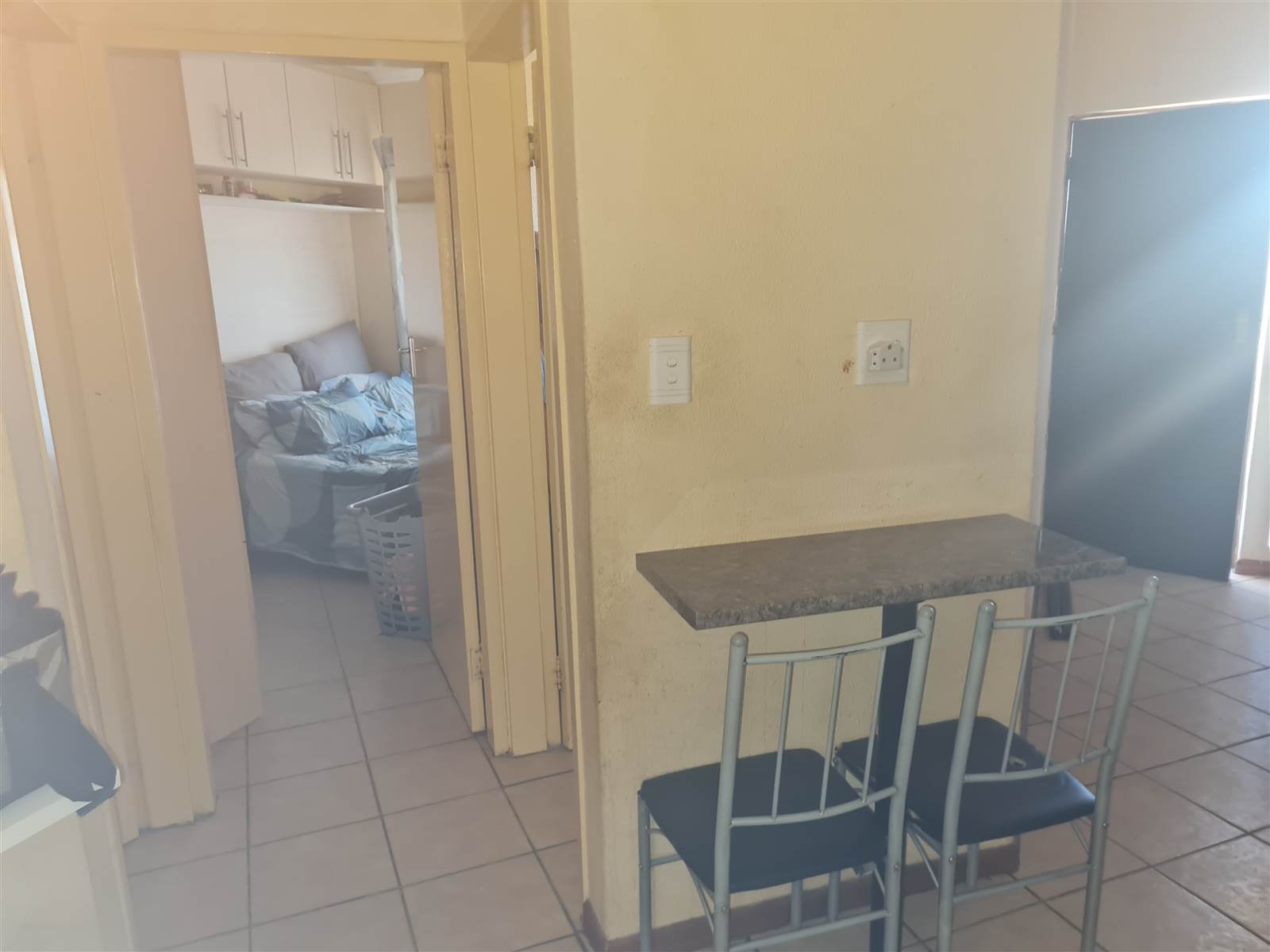 2 Bed Townhouse in Olievenhoutbosch photo number 3