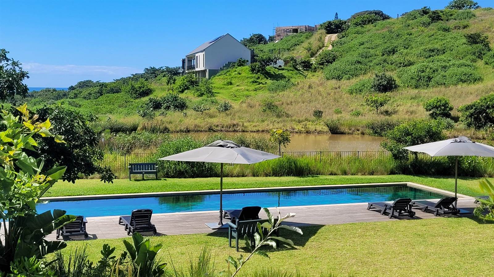3 Bed Apartment in Zululami Luxury Coastal Estate photo number 1