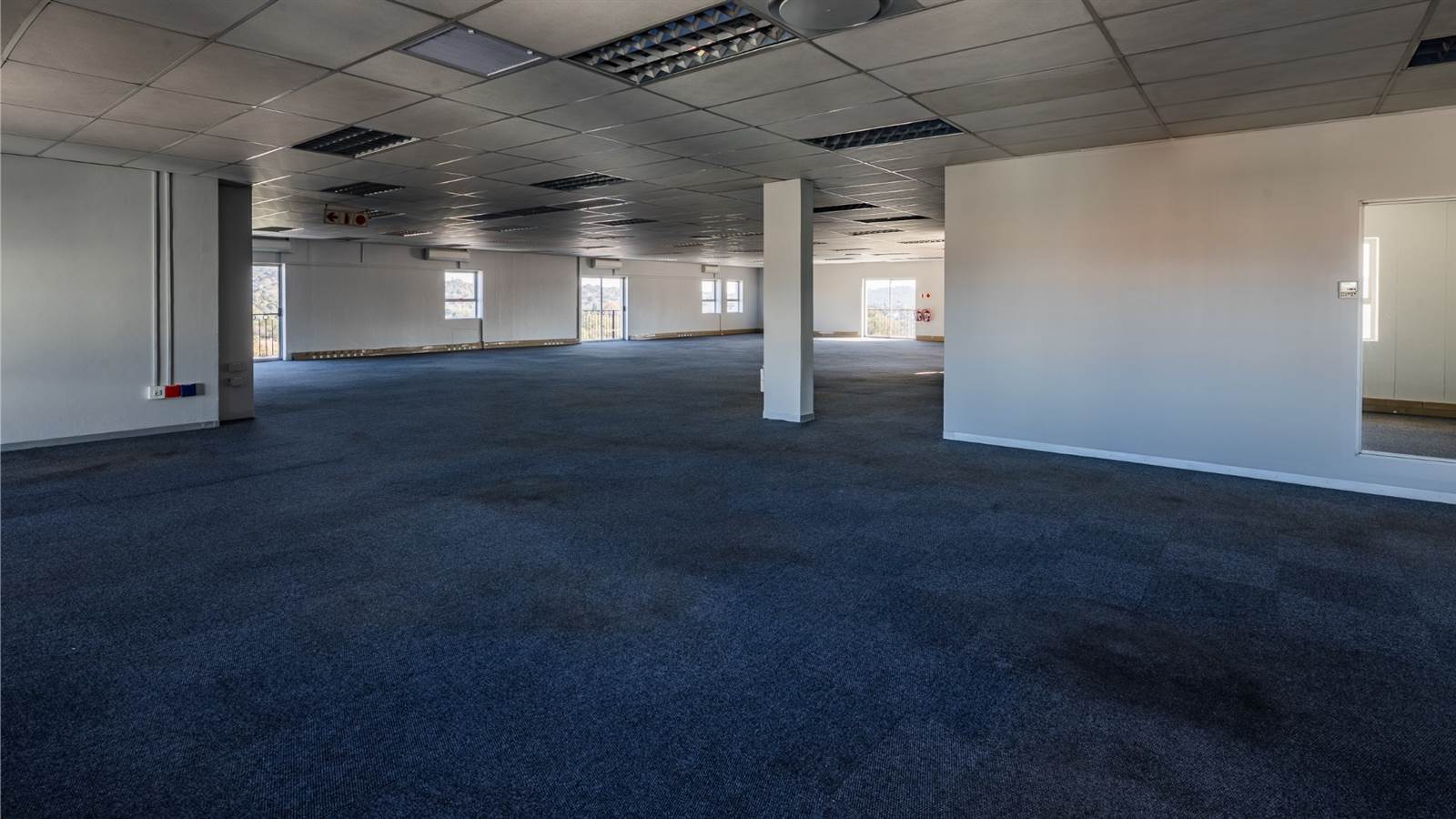 3000  m² Commercial space in Sunninghill photo number 14