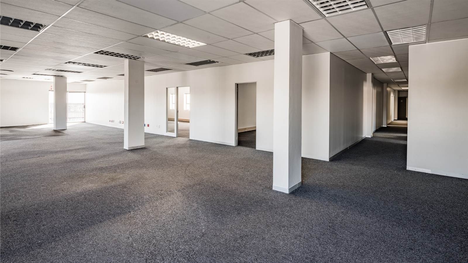 3000  m² Commercial space in Sunninghill photo number 7