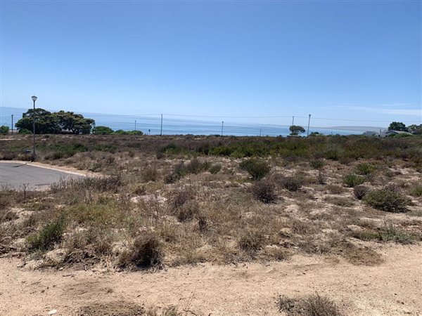294 m² Land available in St Helena Views