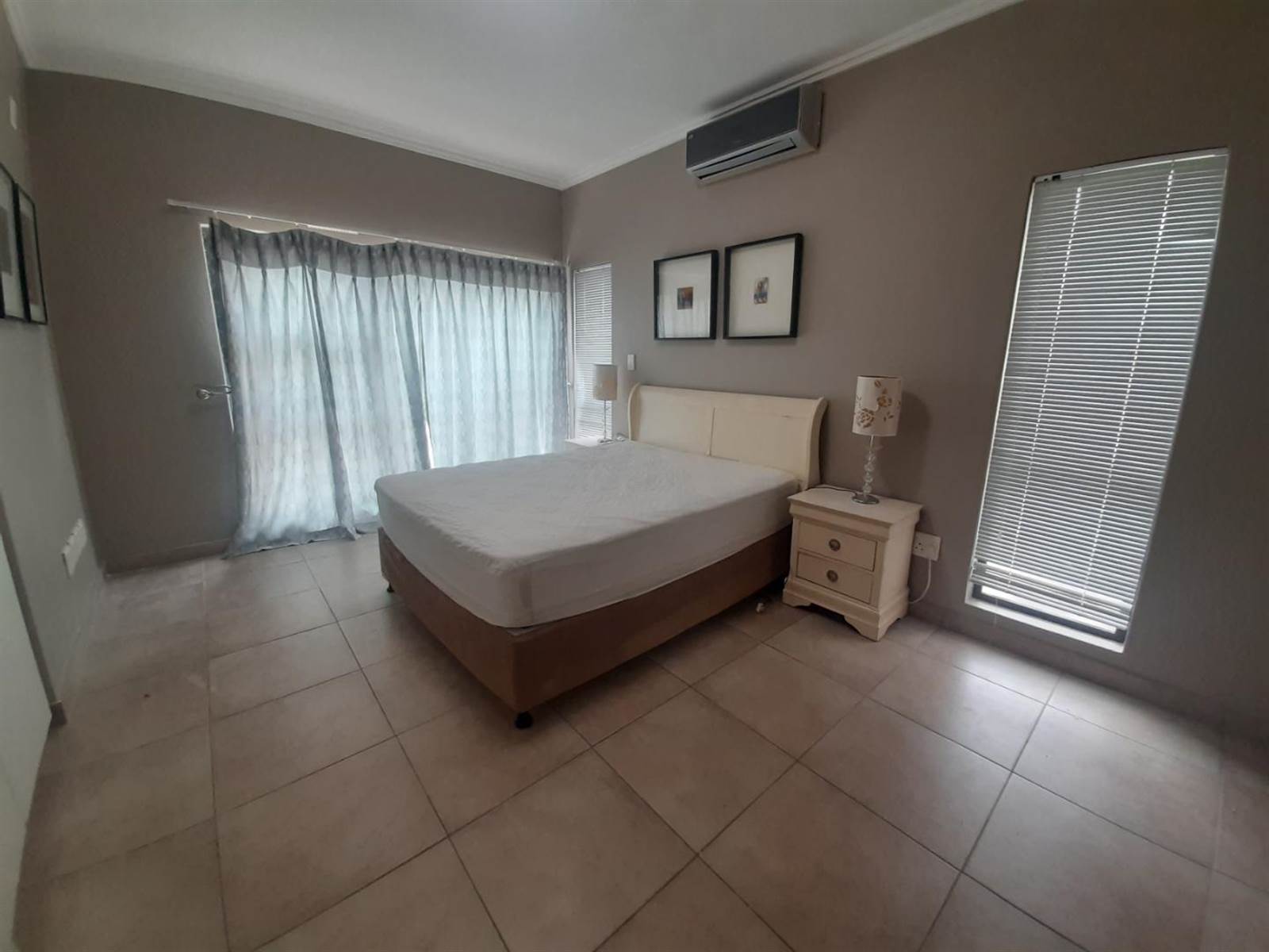 4 Bed Apartment in Palm Lakes Estate photo number 7