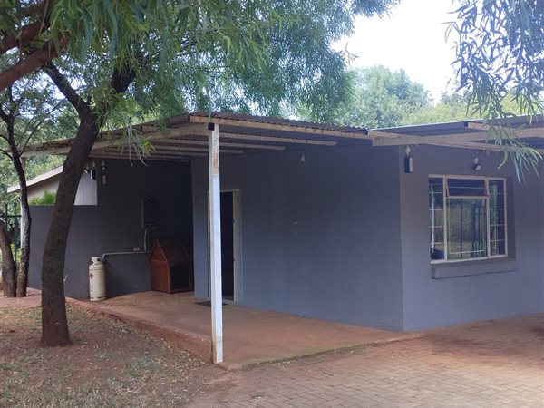 2 Bedroom House 2 Bedroom House