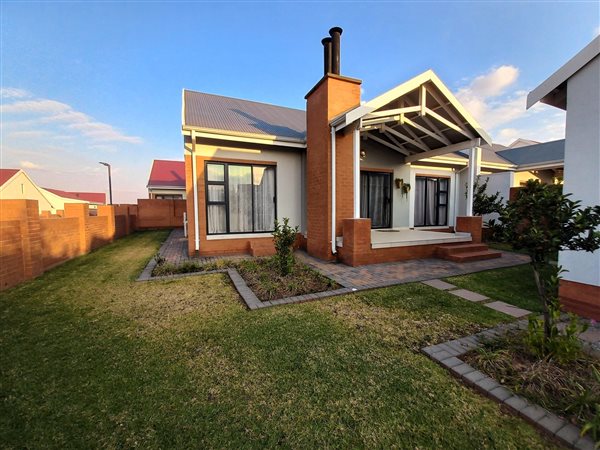 3 Bedroom Simplex 3 Bedroom Simplex