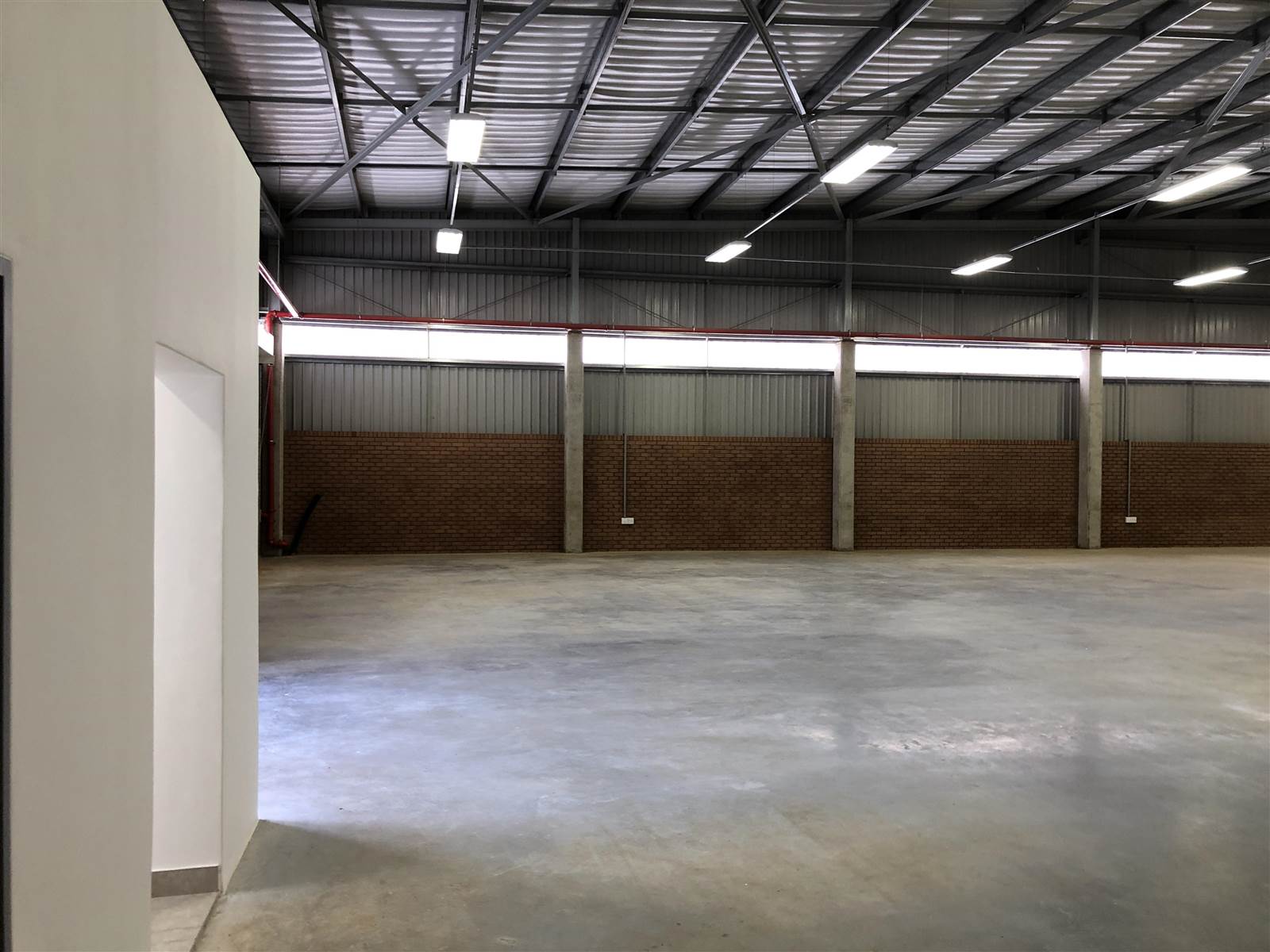 868  m² Industrial space in Clayville East photo number 4