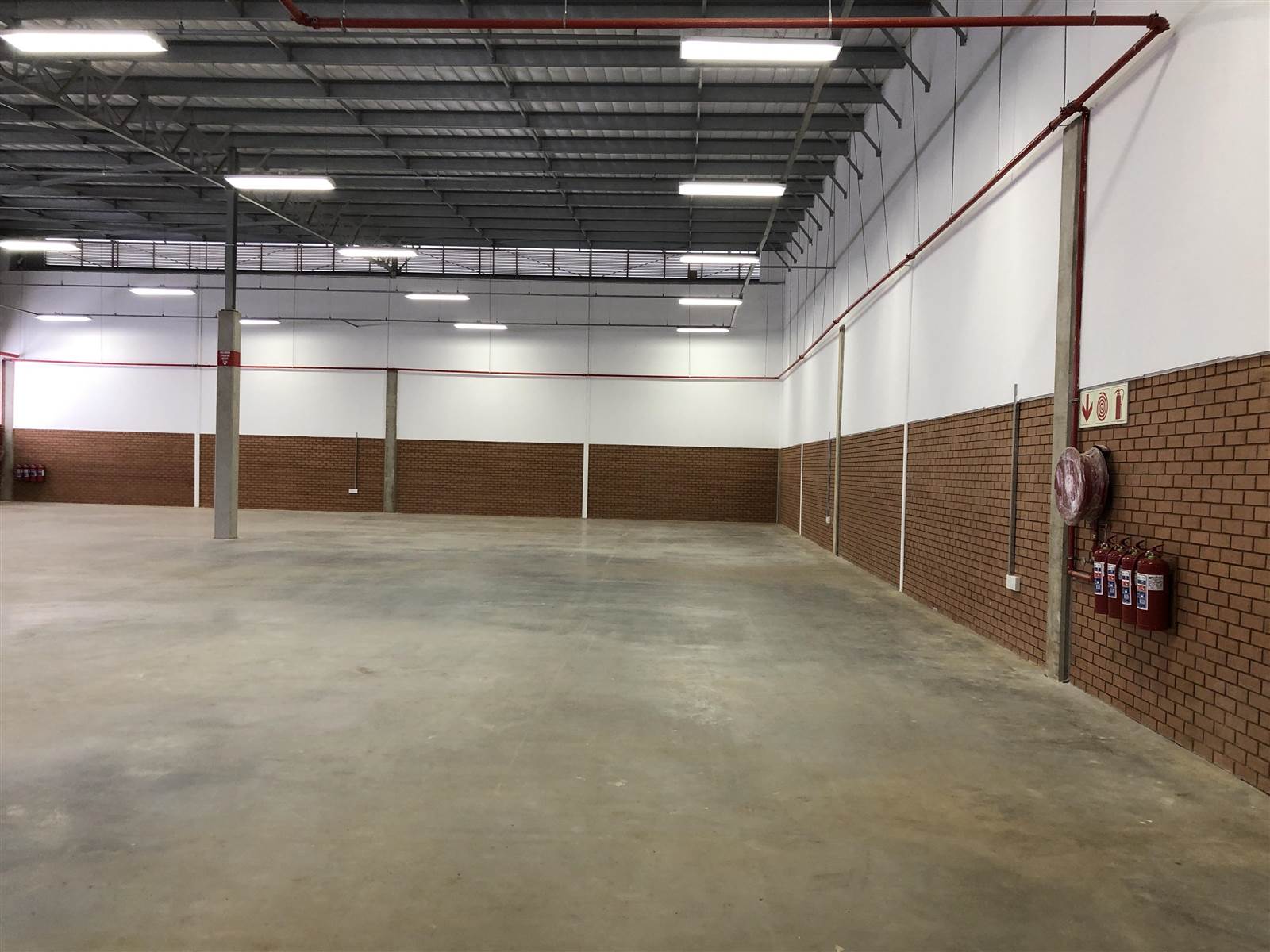 868  m² Industrial space in Clayville East photo number 15