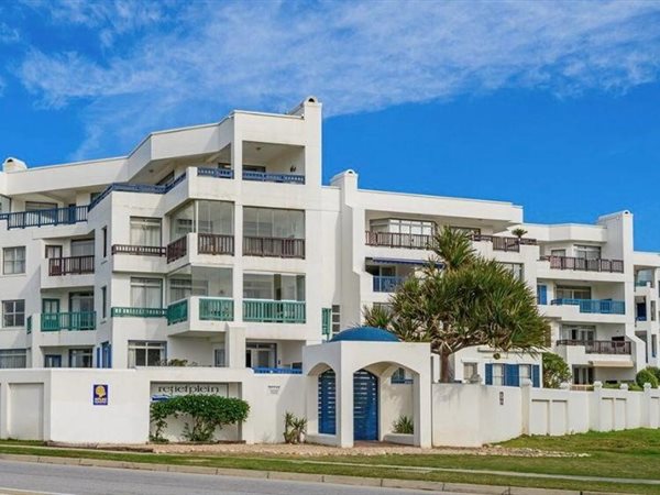 3 Bed Apartment in Summerstrand