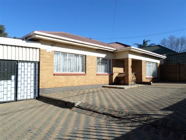 3 Bed House