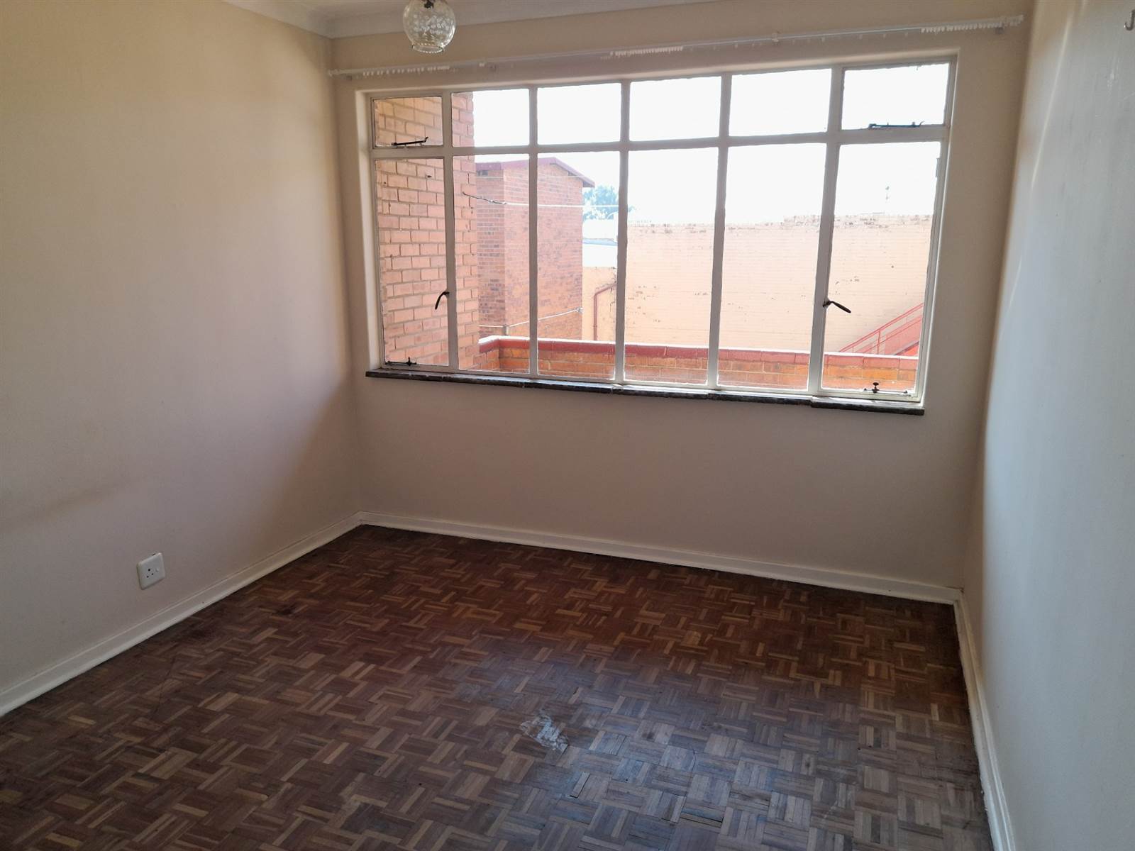 1 Bed Apartment in Brakpan Central photo number 4