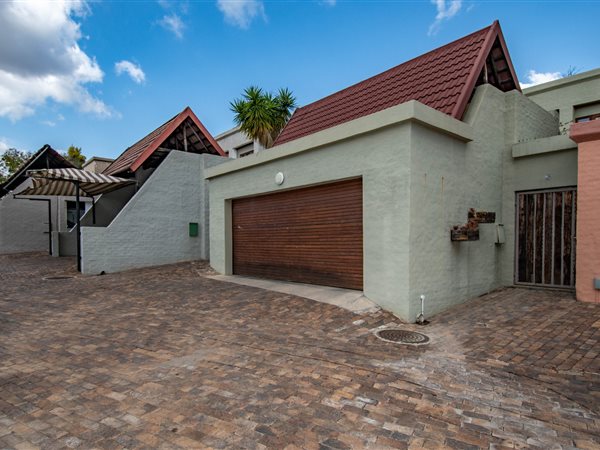 3 Bedroom House 3 Bedroom House