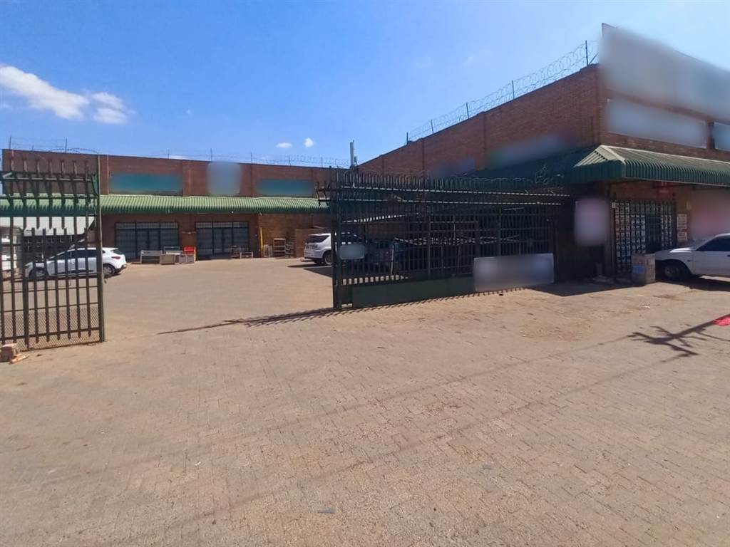 800  m² Retail Space in Polokwane Central photo number 21