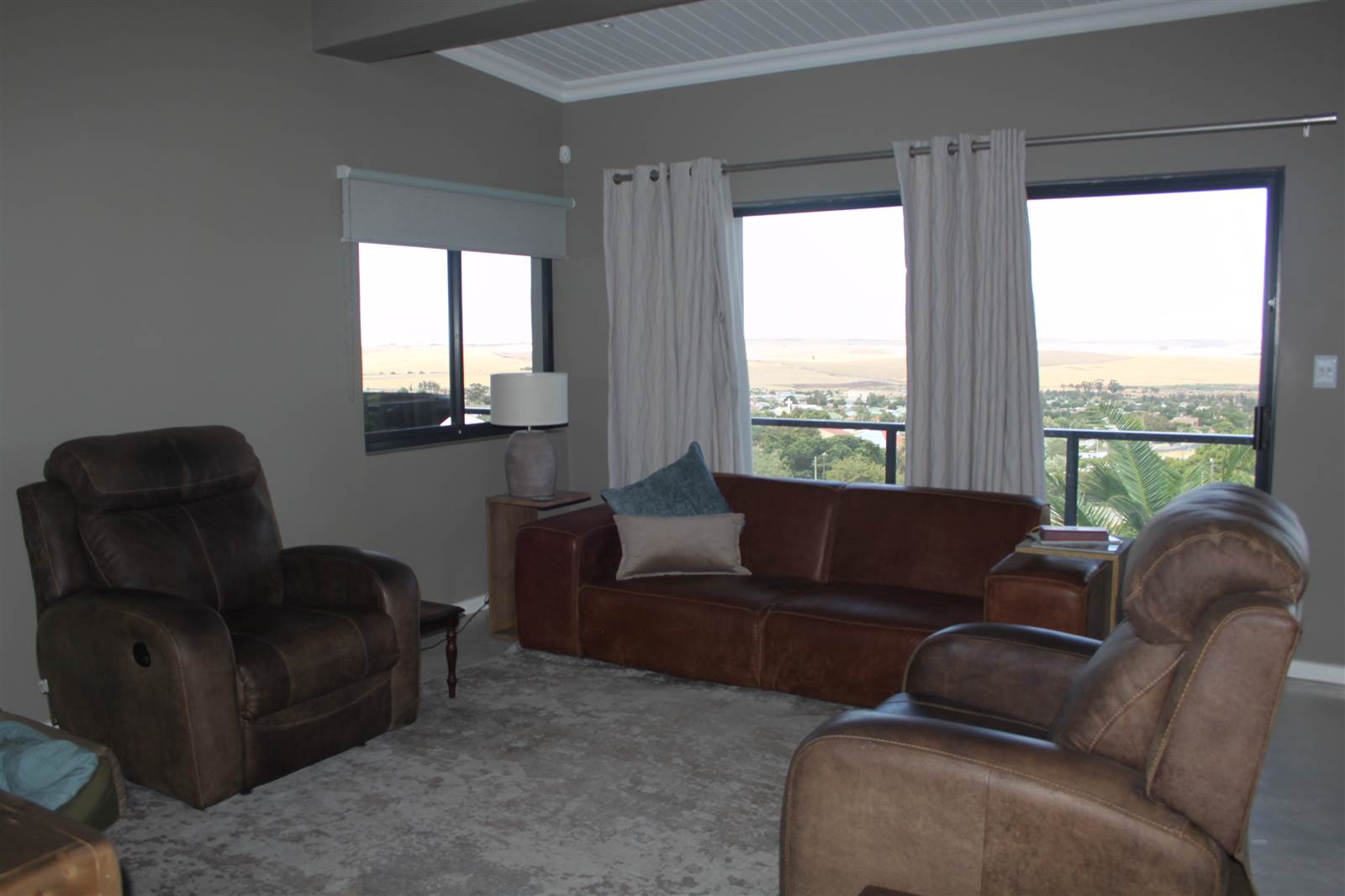 2 Bed House in Piketberg photo number 8