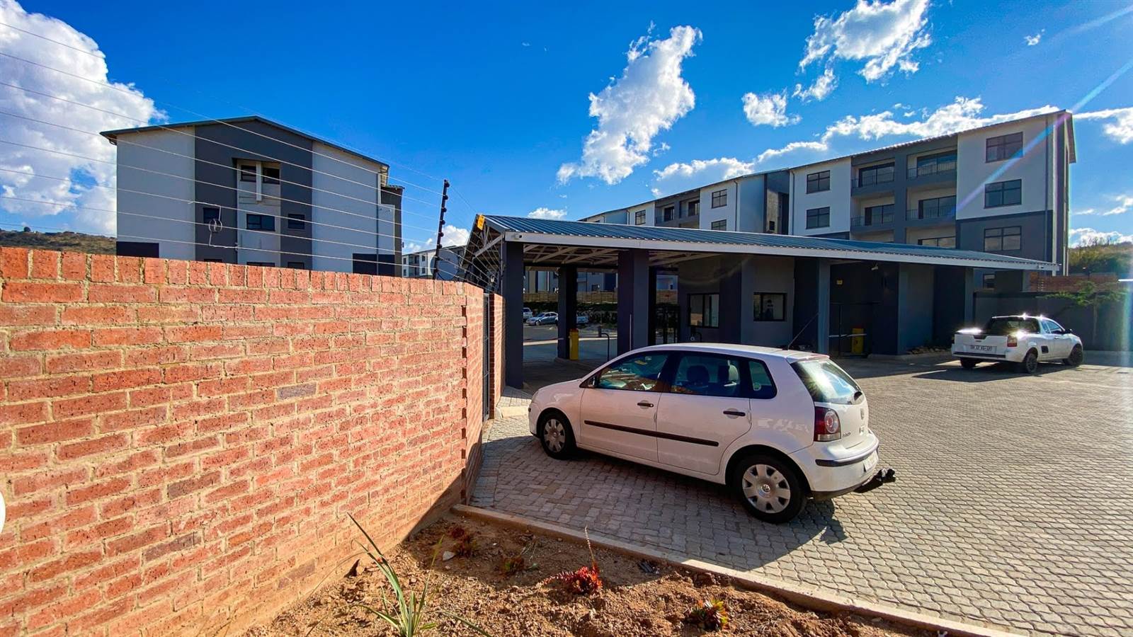 3 Bed Apartment in Roodepoort Central photo number 12